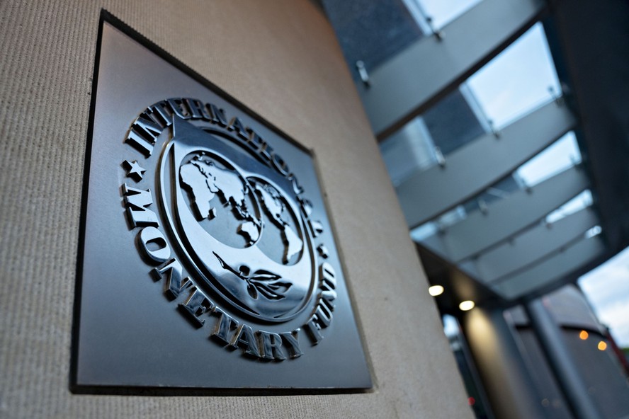 FMI prevê alta da dívida brasileira nos próximos cinco anos