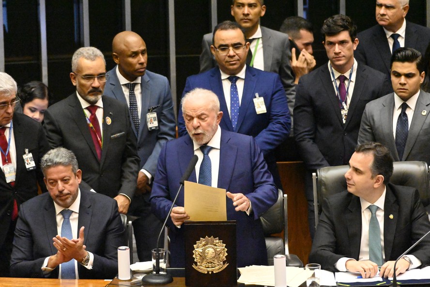 Lula faz discurso de posse no Congresso Nacional