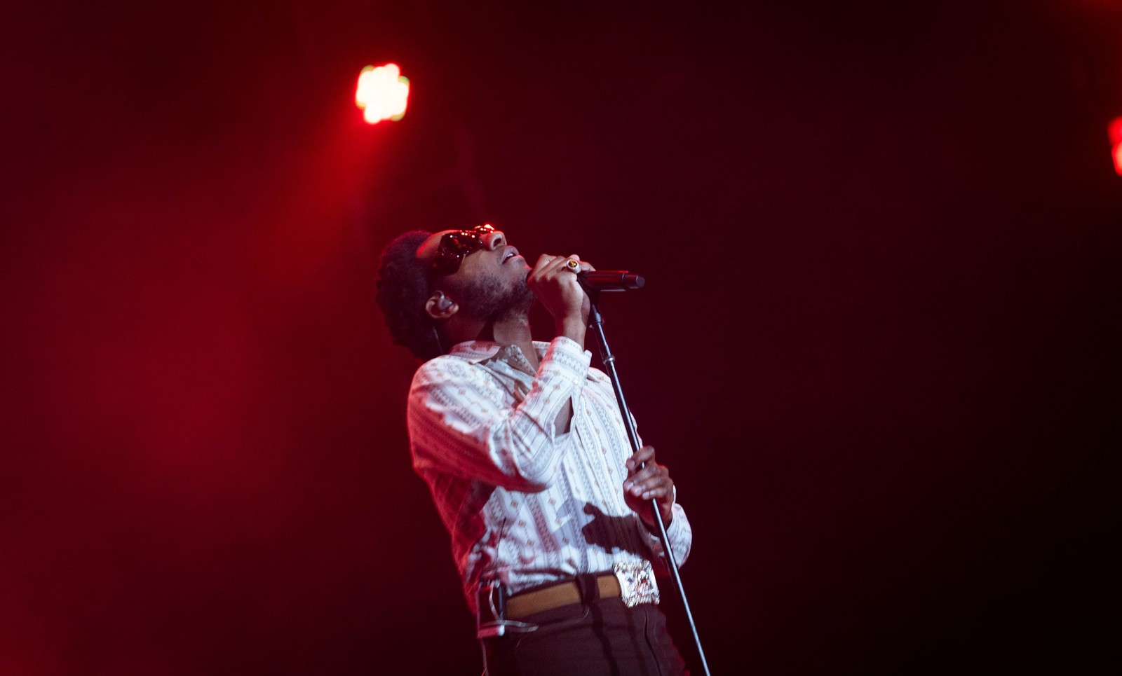 Apresentação de Leon Bridges na segunda noite do The Town — Foto: Maria Isabel Oliveira/Agência O Globo