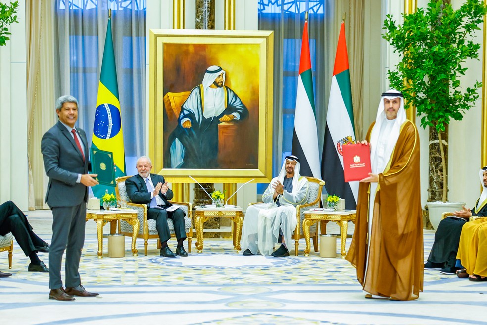 Presidente da República, Luiz Inácio Lula da Silva, e Presidente dos Emirados Árabes Unidos e Emir de Abu Dhabi, Xeique Mohammed bin Zayed Al Nahyan. — Foto: Foto: Ricardo Stuckert/Presidência da República