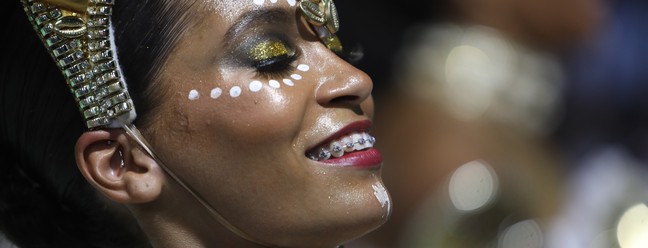 Desfile da Império Serrano Foto: Brenno Carvalho / Agência O Globo