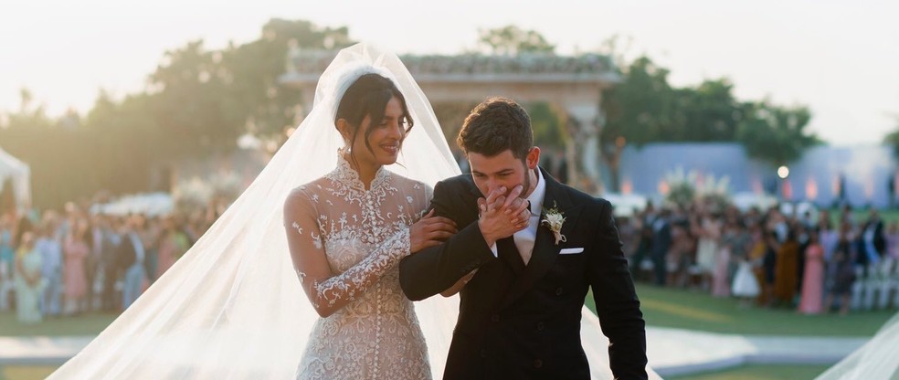 A atriz Priyanka Chopra teve duas cerimônias de casamento com o cantor Nick Jonas — Foto: Reprodução