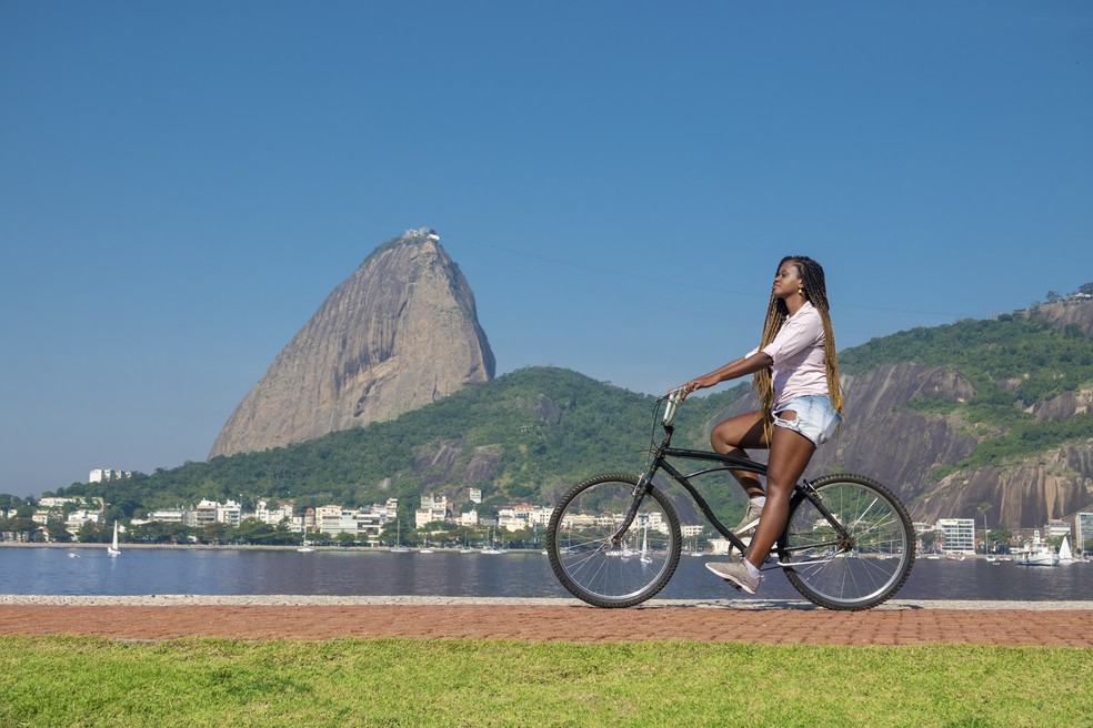 Fabricantes de bicicleta fazem campanha contra IS  — Foto: Divulgação