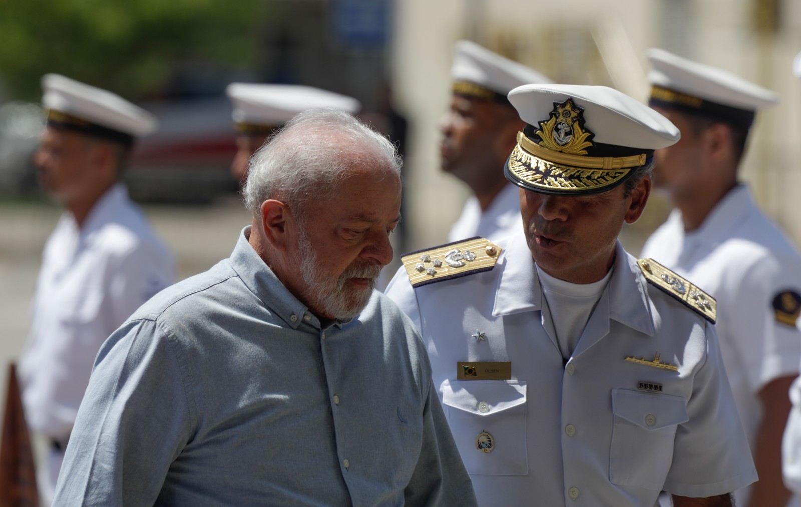 Presidente Lula visita a base de submarinos da Marinha, o PROSUB, em Itaguaí — Foto: Gabriel de Paiva/Agência O Globo