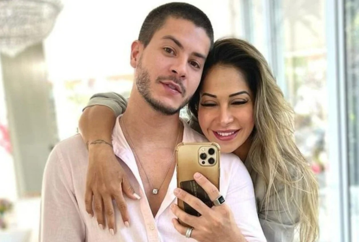 Mayra Cardi e o ex, Arthur Aguiar, viveram idas e vindas no relacionamento e colocaram um ponto final em outubro do ano passado — Foto: Reprodução/Instagram