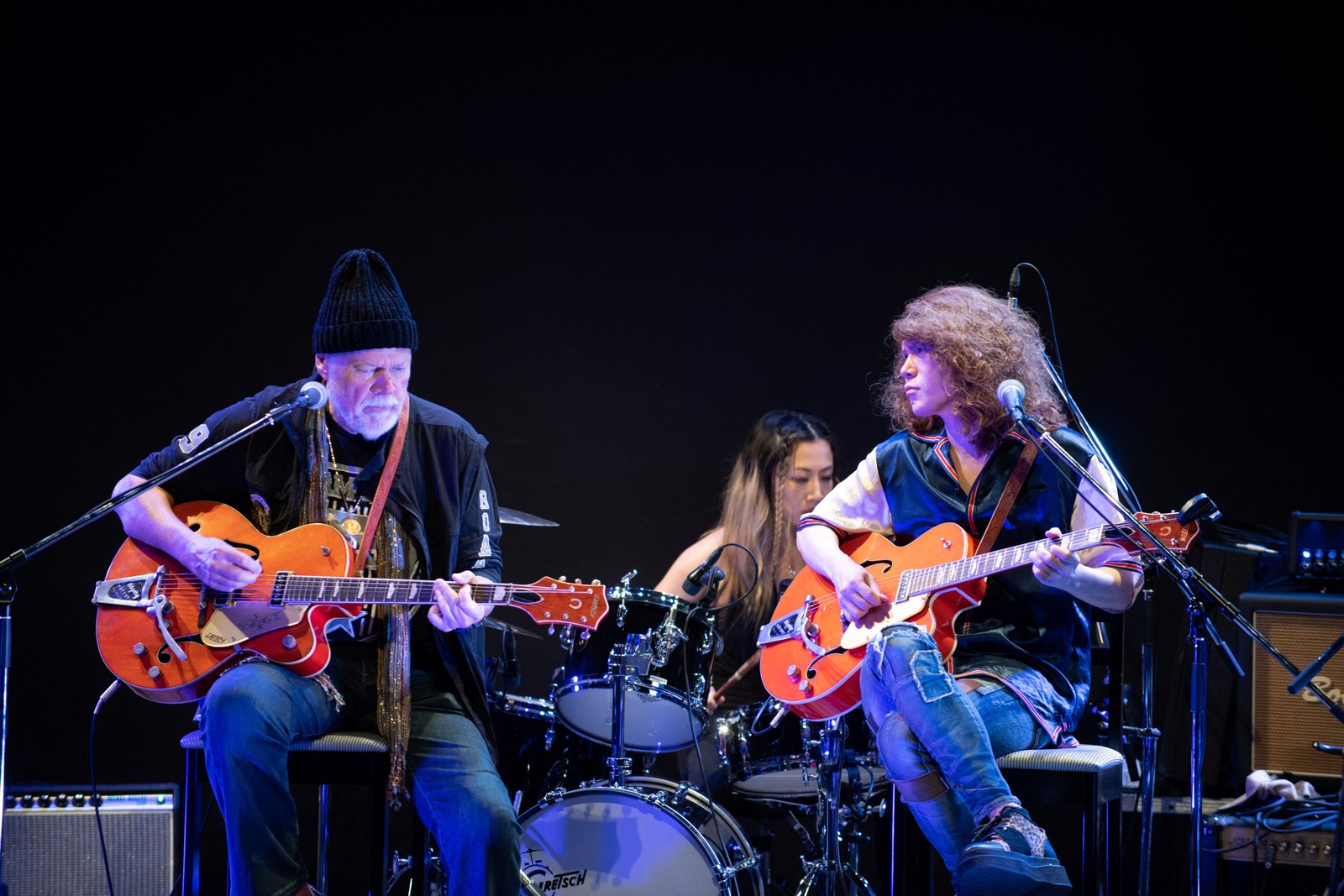 Músico fez uma apresentação com Takeshi — Foto: Philip Fong / AFP