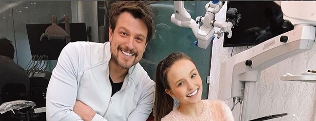 Larissa Manoela e o cirurgião-dentista Rafael Puglisi — Foto: Reprodução/Instagram