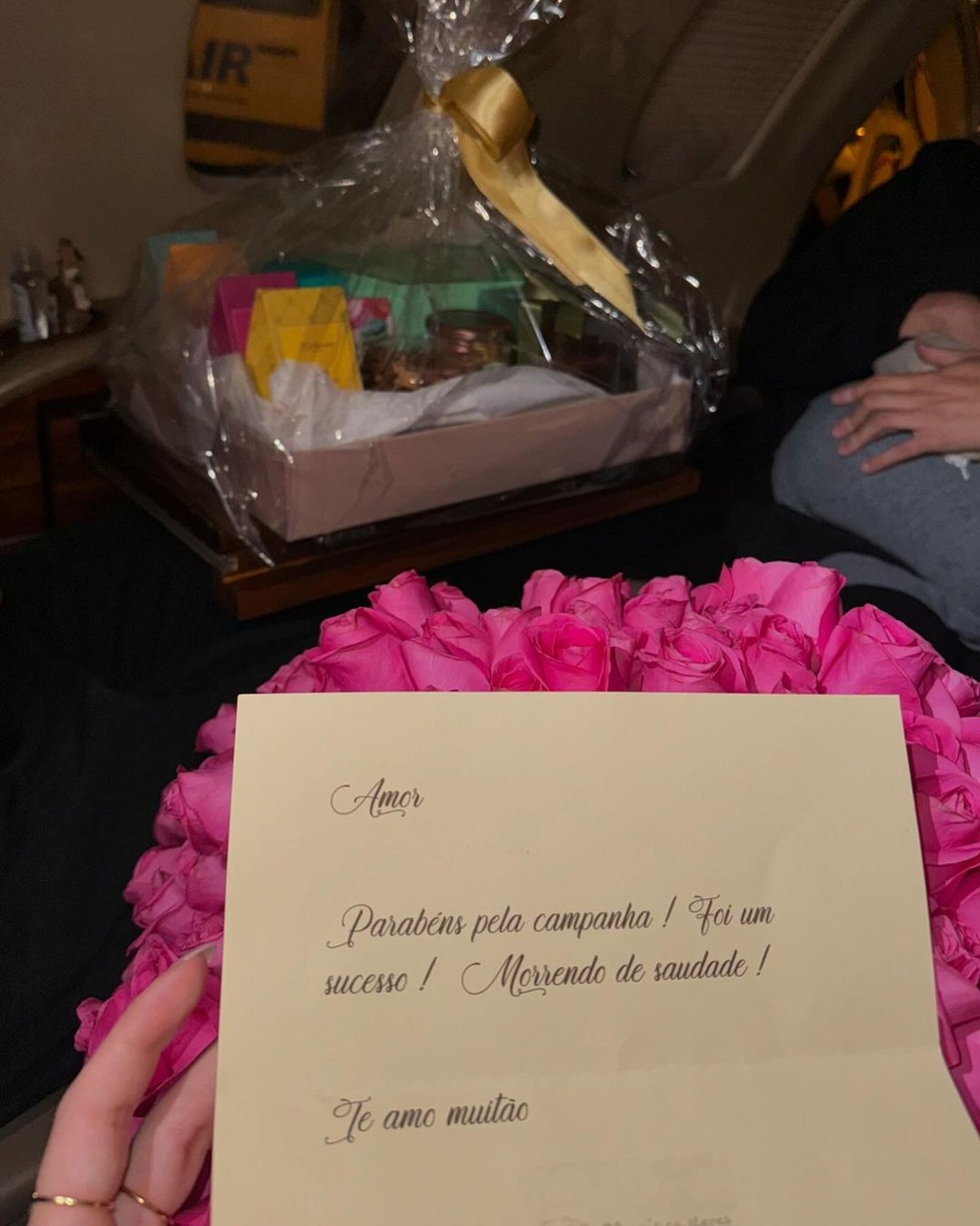 Virginia Fonseca recebe presentes de Zé Felipe — Foto: @virginia no Instagram