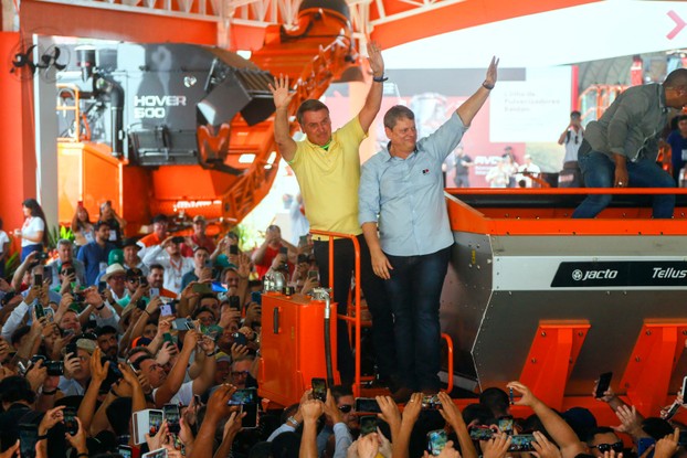 Bolsonaro e Tarcísio de Freitas na Agrishow, em Ribeirão Preto
