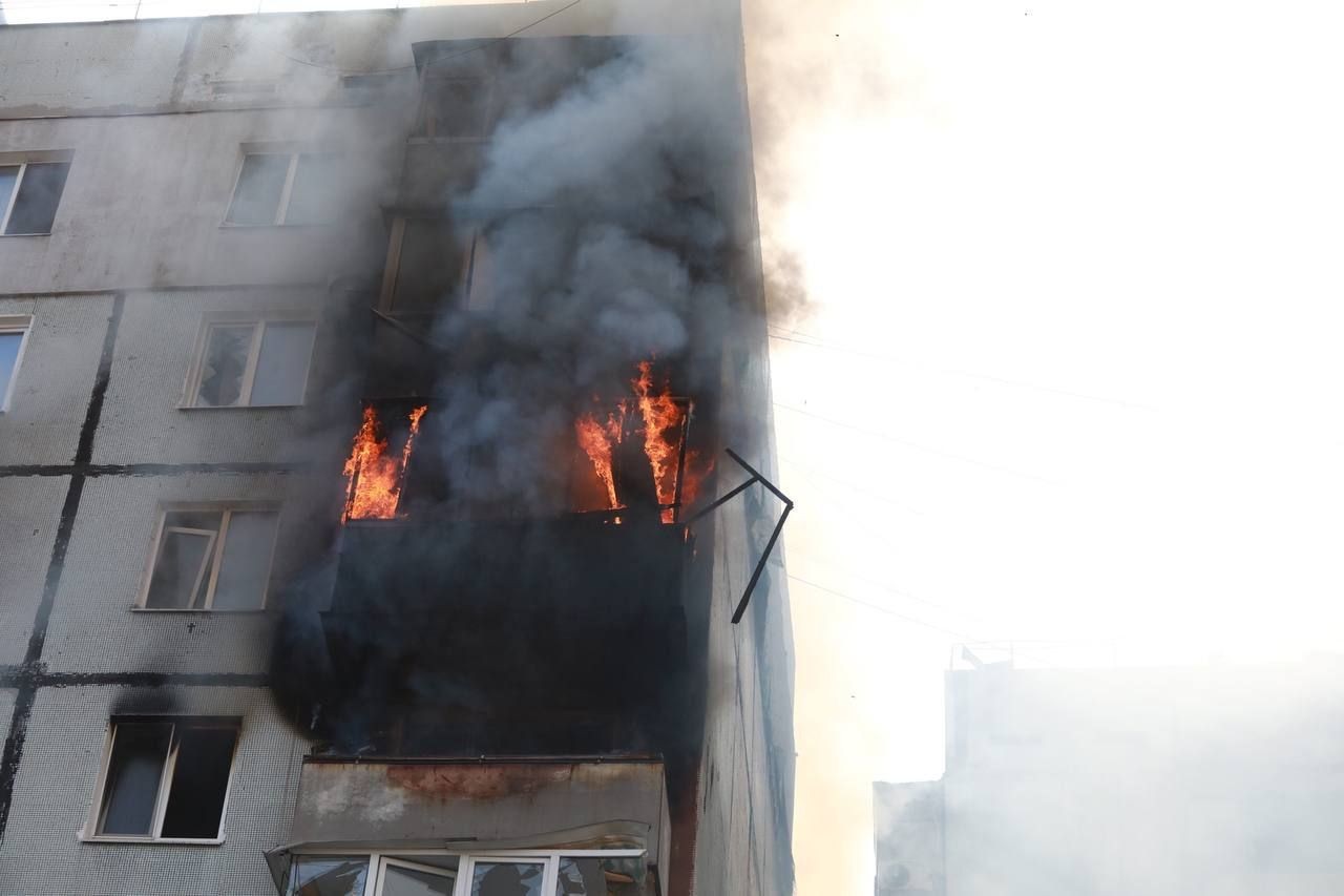 Explosão deixou duas crianças mortas, de sete e nove anos — Foto: Divulgação/Administração Militar Regional de Zaporíjia