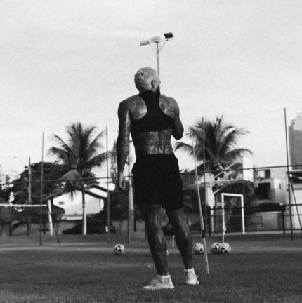 Gabigol mantém rotina de treinos casa — Foto: Reprodução Instagram
