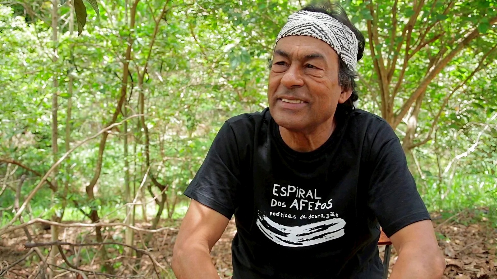 Ailton Krenak: líder indígena, ambientalista, filósofo, poeta e escritor brasileiro — Foto: Vozes da Floresta/YouTube/Reprodu​ção