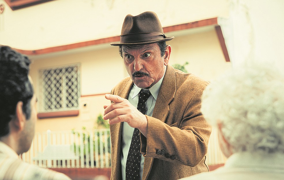 Paulo Miklos como Adoniran Barbosa  — Foto: Divulgação