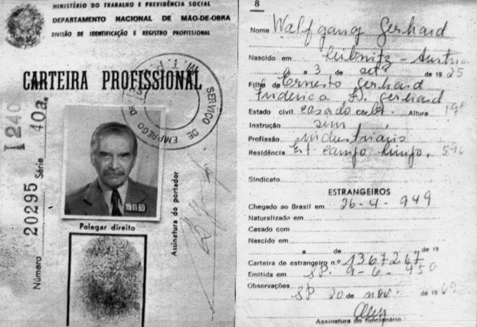 Carteira profissional de Josef Mengele com o nome de Wolfgang Gerhard — Foto: Reprodução
