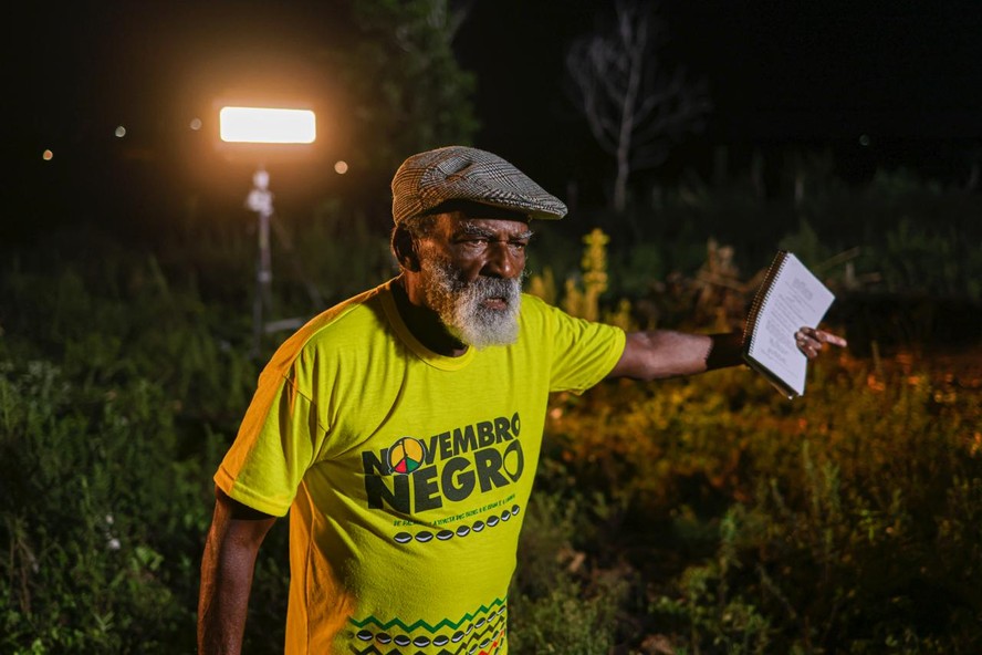 Antonio Pitanga no set como diretor do filme 'Malês'