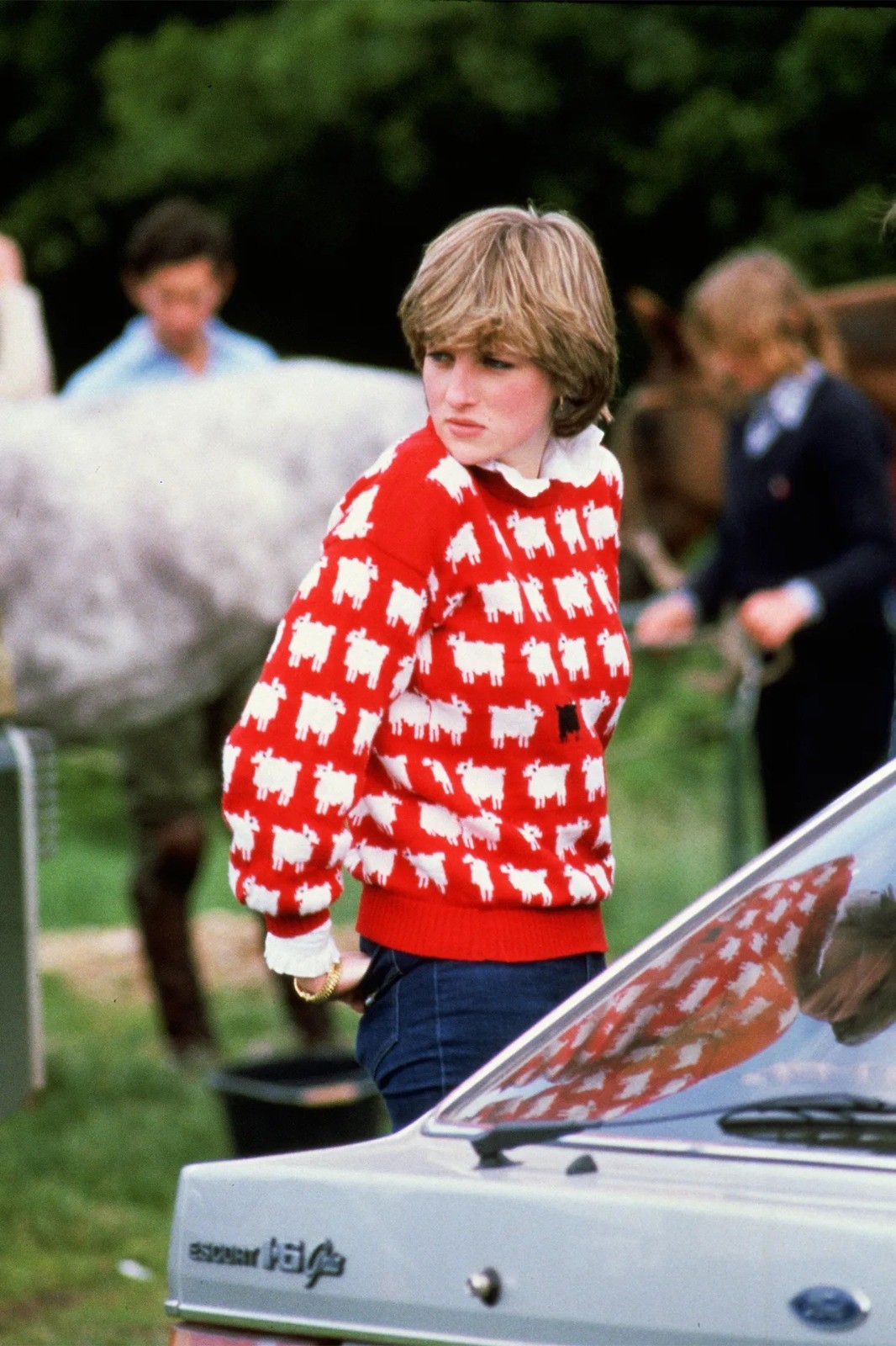 Diana, princesa de Gales, usando o suéter de lã da 'Warm and Wonderful', em 1981 — Foto: Tim Graham / Getty Images