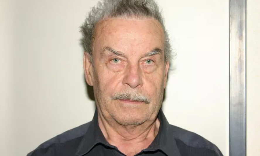 Josef Fritzl, condenado em 2009 por violar e manter a filha prisioneira por 24 anos na Áustria