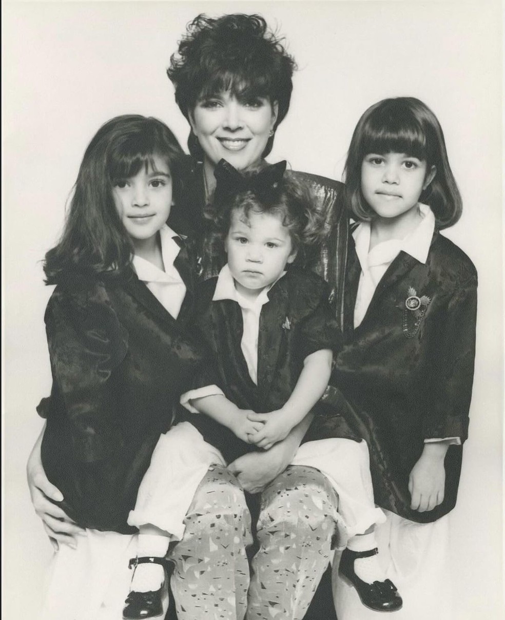 Kris Jenner com as filhas — Foto: Reprodução Instagram