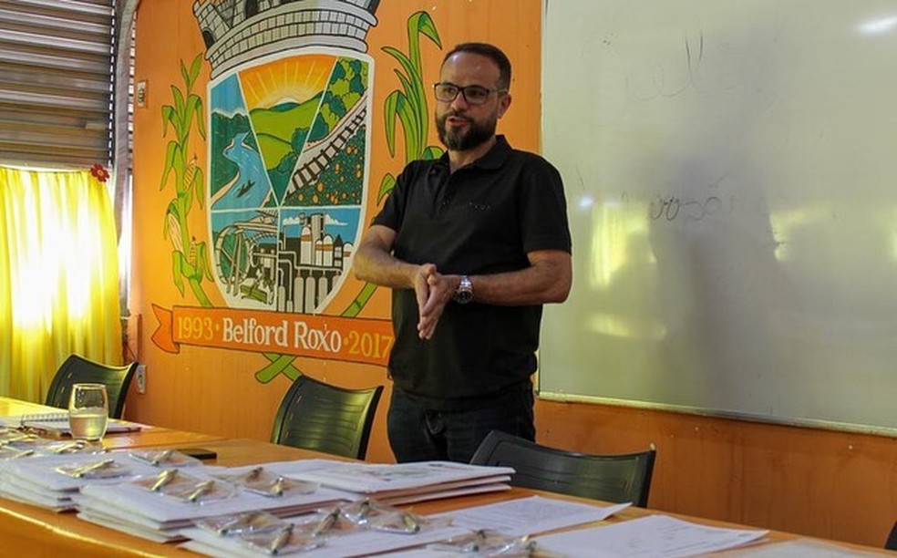 Denis de Souza Macedo, secretário municipal de Educação de Belford Roxo — Foto: Reprodução redes sociais