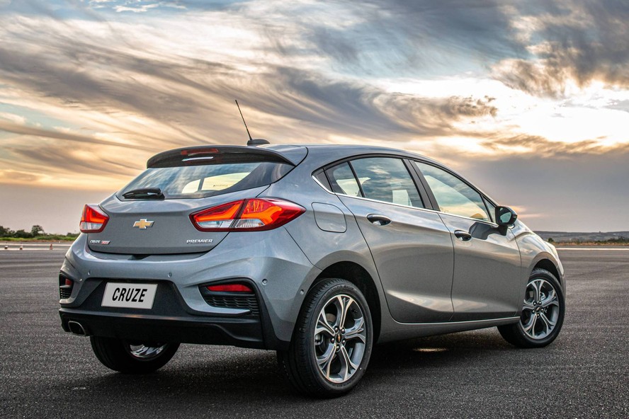 Chevrolet Cruze ficou mais barato em junho