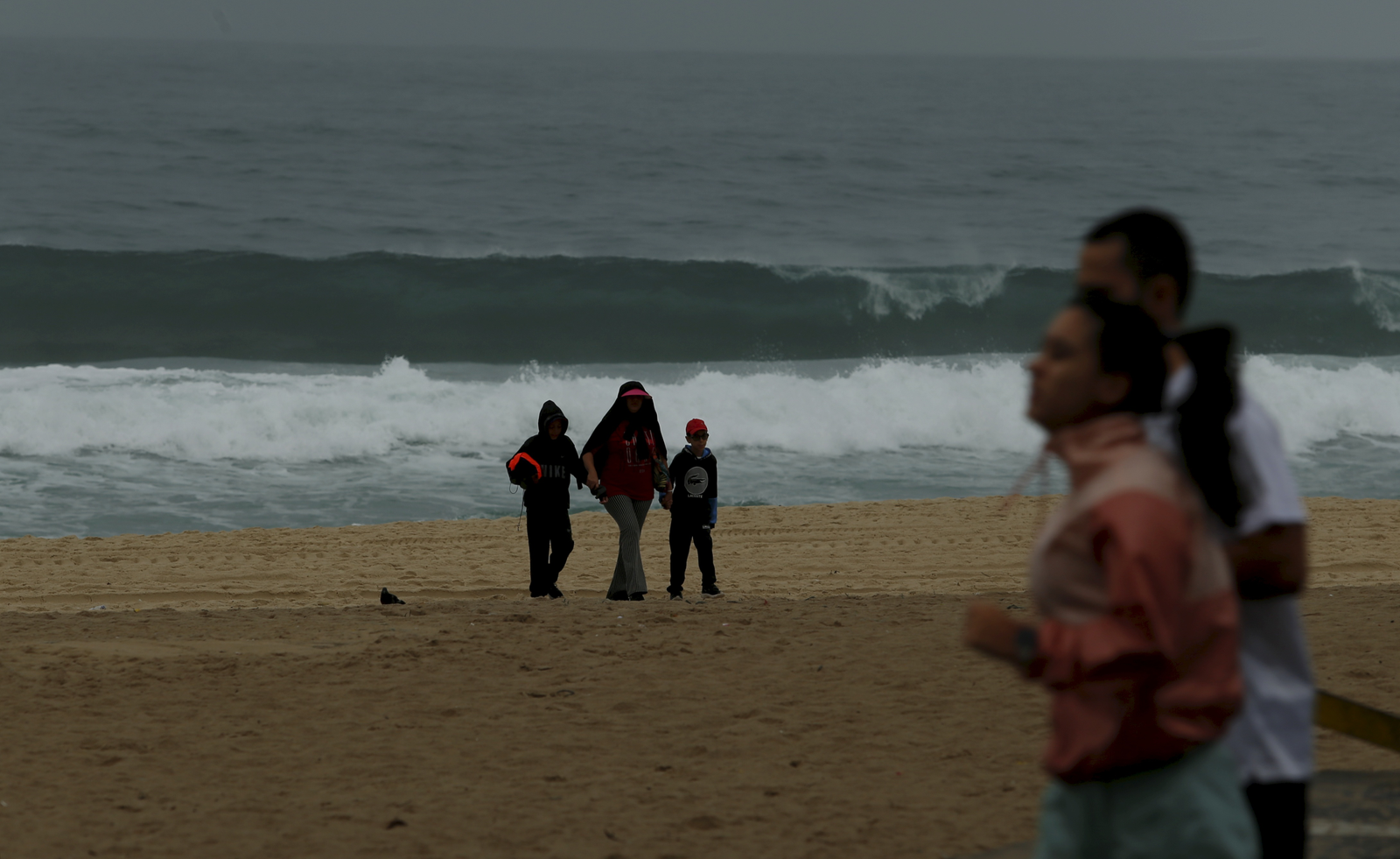 Frio no Rio - Cidade registra menor temperatura do ano — Foto: Fabiano Rocha / Agência O Globo