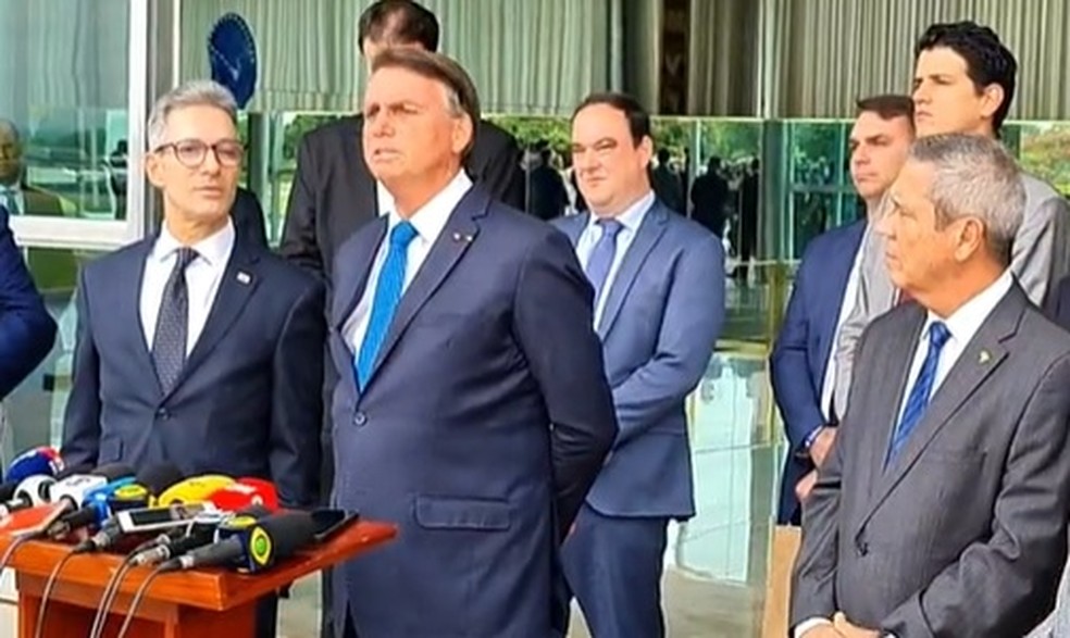 O governador de Minas Gerais, Romeu Zema, e o presidente Jair Bolsonaro — Foto: Reprodução/Facebook