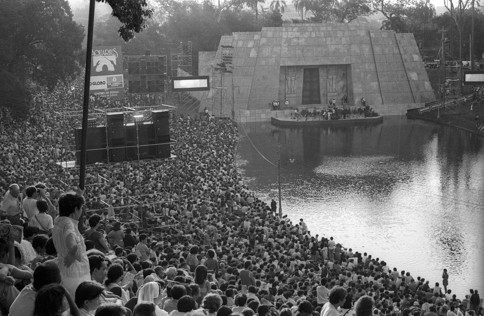 Ópera: em 1986, 200 mil pessoas assistiram à montagem de “Aída”, de Verdi, na Quinta da Boa Vista   — Foto: Ricardo Leoni/27-7-1986 