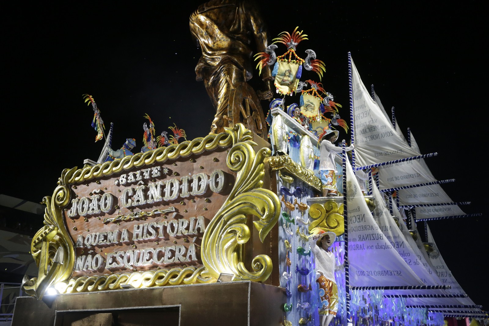 Desfiles das escolas de samba do Grupo Especial -  Paraiso do Tuiuti — Foto: Domingos Peixoto