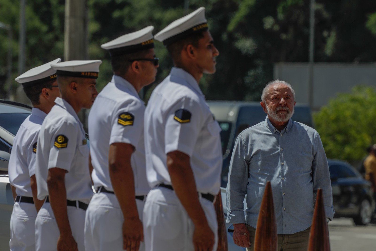 Presidente Lula visita a base de submarinos da Marinha, o PROSUB, em Itaguaí — Foto: Gabriel de Paiva/Agência O Globo