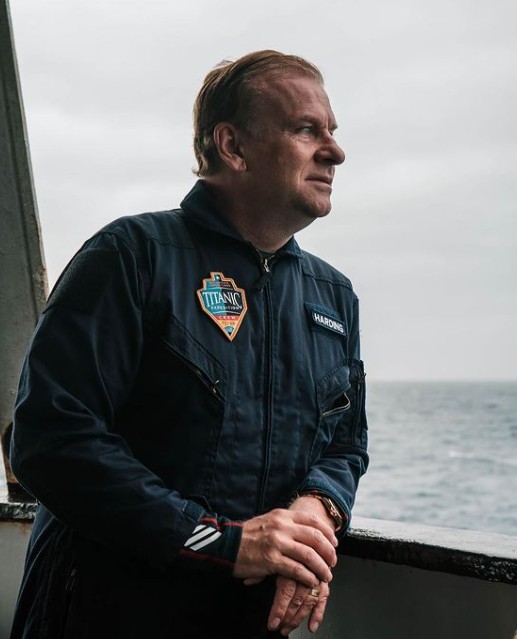 Hamish Harding, bilionário presidente da Action Aviation, posa com uniforme da expedição — Foto: Reprodução/Instagram