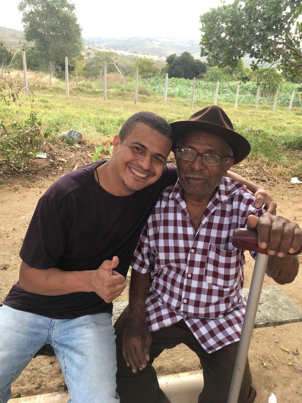 Natan Pedro com o pai, Luiz Pedro de Lima, que morreu em 2021 — Foto: Acervo pessoal