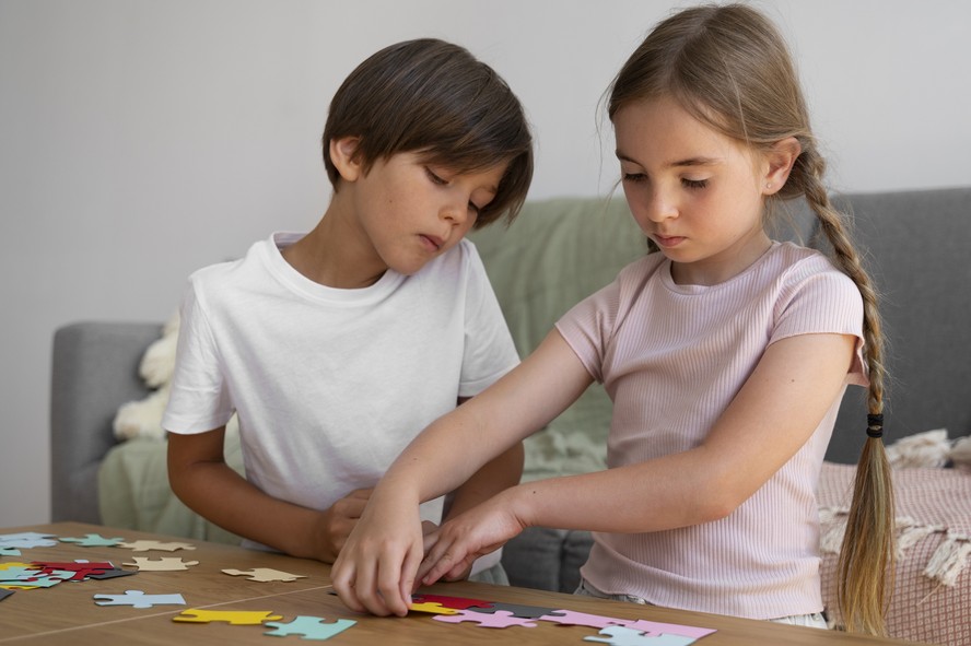 Meninos e meninas autismo