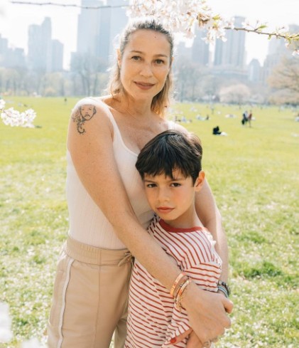 Luana Piovani e seu primeiro filho chamado Dom, nascido em 2012 — Foto: Reprodução / Instagram