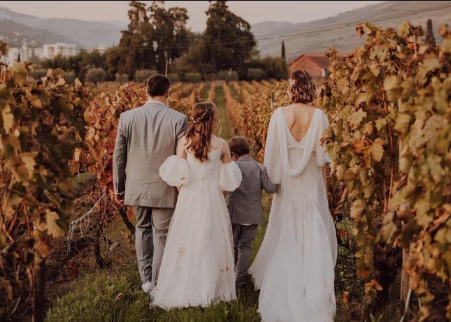 O casal junto com os filhos  — Foto: Reprodução/ Instagram - Daniela R.