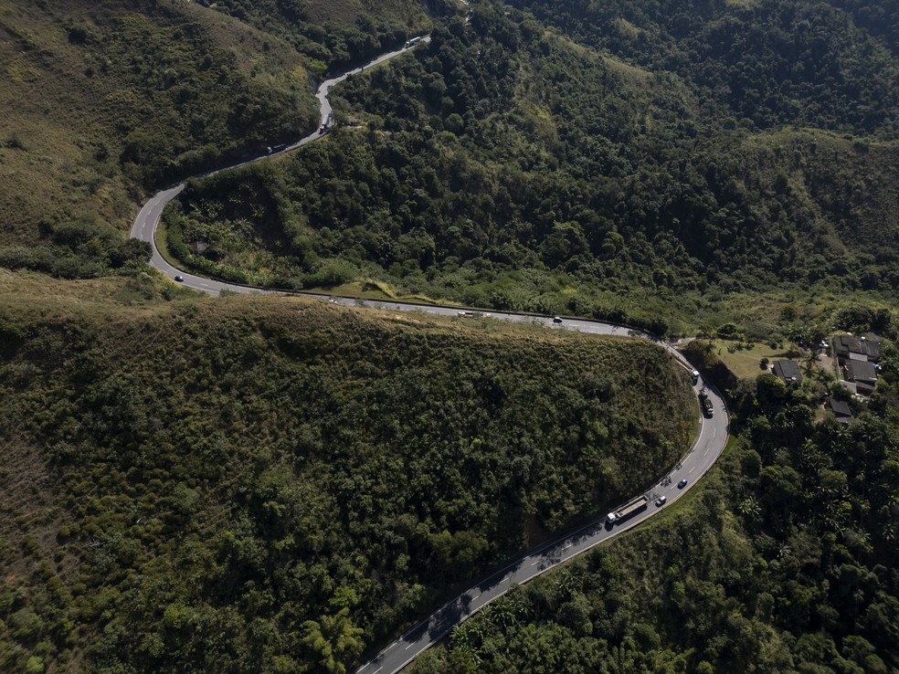 Serra das Araras: obras prometem diminuir curvas — Foto: Márcia Foletto