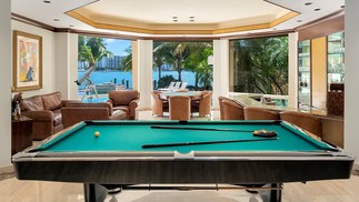 Casa de Xuxa em Miami tinha sala de entretenimento — Foto: The Jills Zeder Group