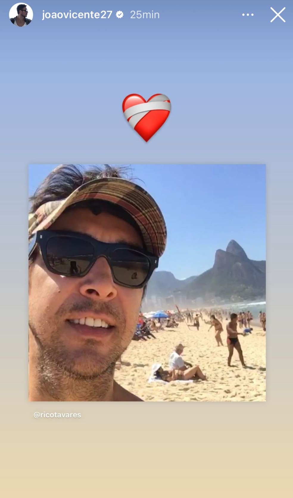 João Vicente de Castro compartilhou a foto de Rico Tavares, com um emoji de coração ferido — Foto: Reprodução