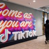 TikTok e BytDance contestam o projeto de lei que obriga a venda do aplicativo de vídeos curtos ou sua proibição nos EUA - Ore Huiying/Bloomberg