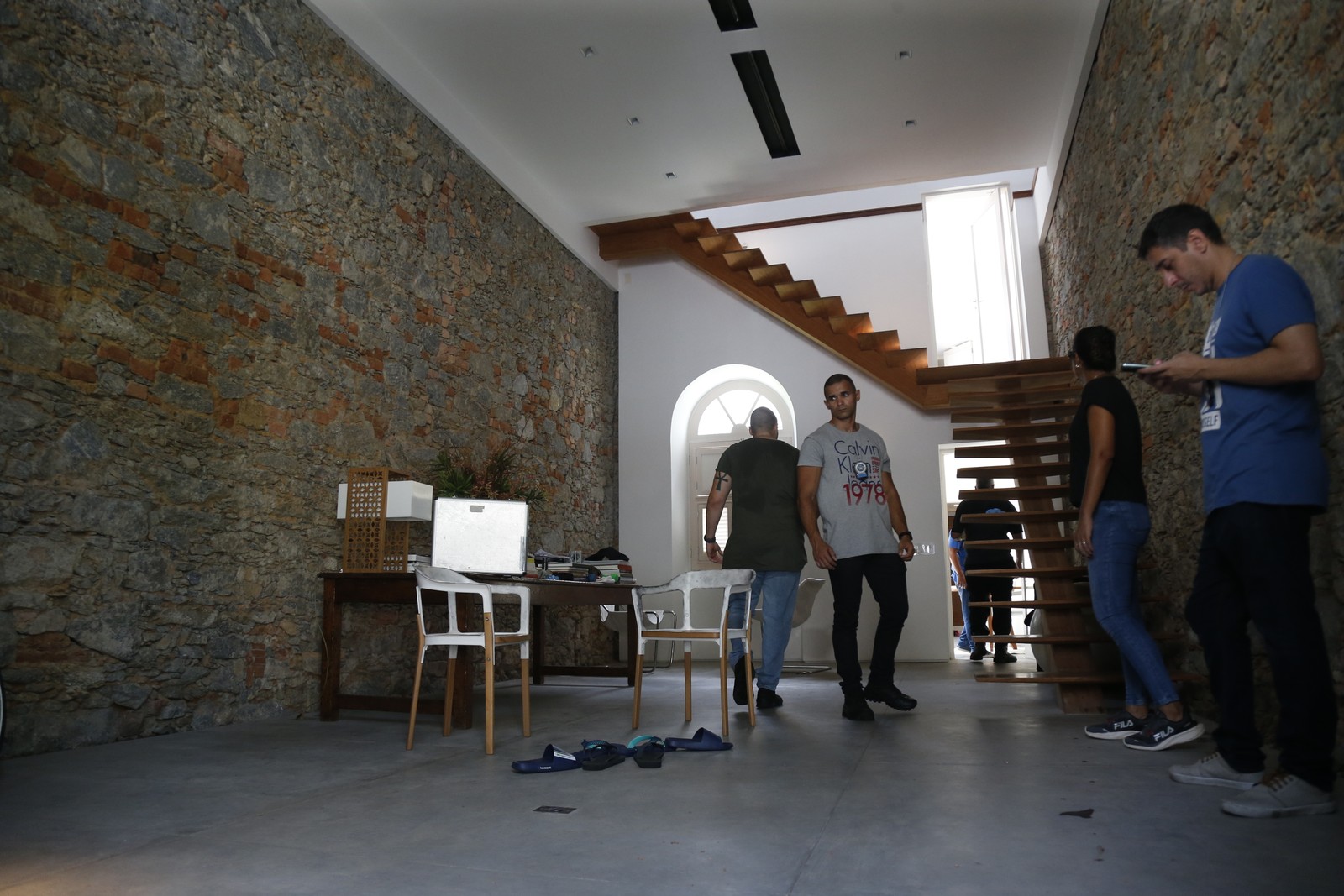 A Delegacia de Homicídios da Capital (DHC) constatou que o suspeito de matar o galerista americano Brent Sikkema, de 75 anos, levou dinheiro em espécie da casa da vítima logo após o crime. — Foto: FABIANO ROCHA