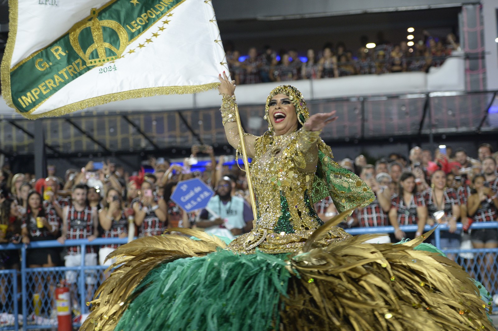 Melhor Porta-Bandeira: Raphaela Theodoro, da Imperatriz Leopoldinense — Foto: Alex Ferro | Riotur