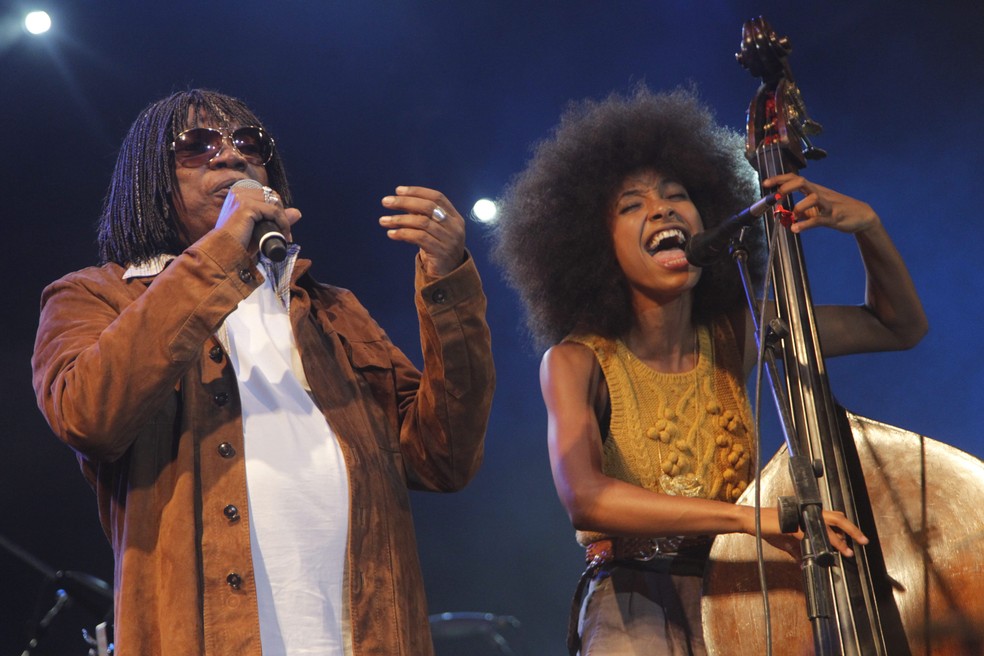 Milton Nascimento e Esperanza Spalding no Rock in Rio de 2011 — Foto: Guito Moreto