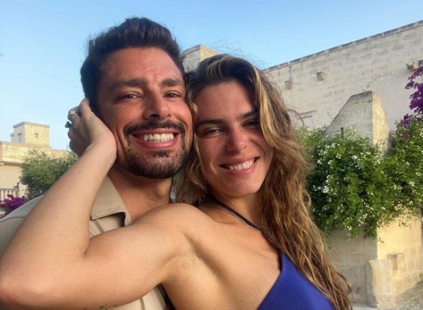 Cauã Reymond e Mariana Goldfarb terminaram em abril do ano passado