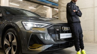 Antes de receber brindes da BMW, Vini Jr recebia carrões da Audi, ex-patrocinadora do Real Madrid — Foto: Divulgação