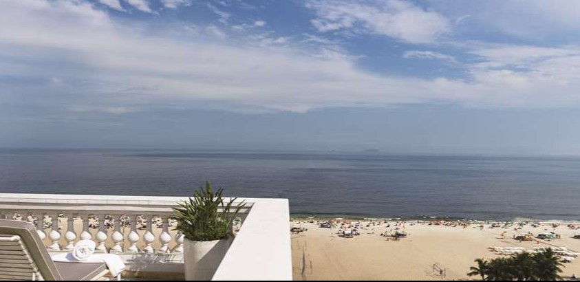 Vista da varanda da Penthouse Suite, no Copacabana Palace — Foto: Reprodução
