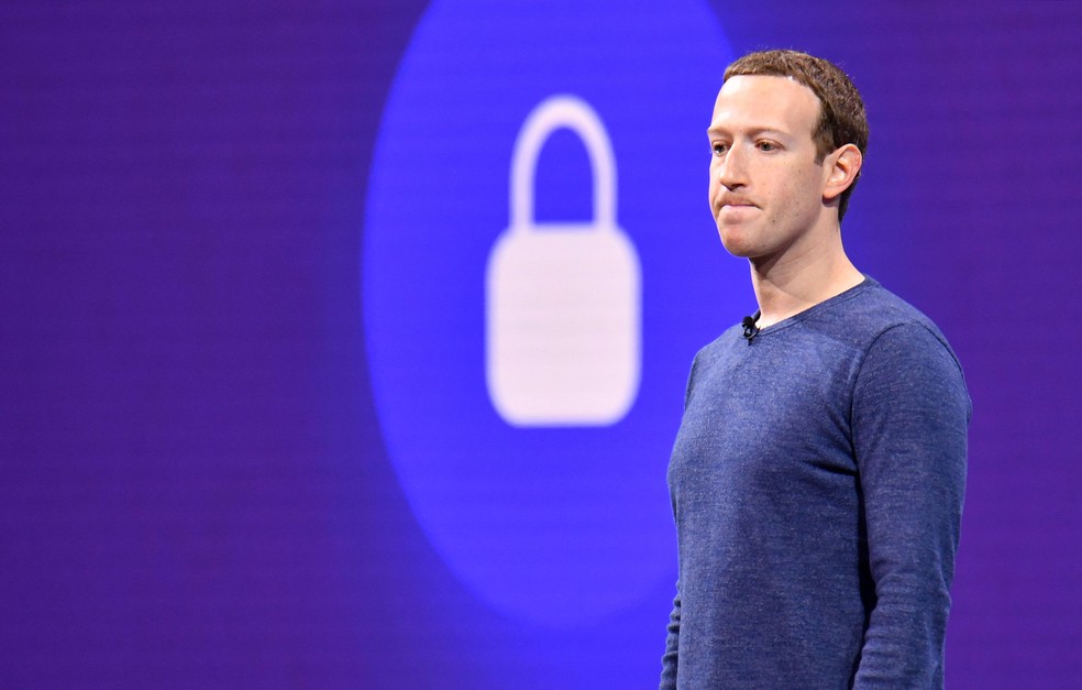 Mark Zuckerberg fala durante a cúpula anual F8 no San Jose McEnery Convention Center, em San Jose, Califórnia — Foto: Josh Edelson/AFP