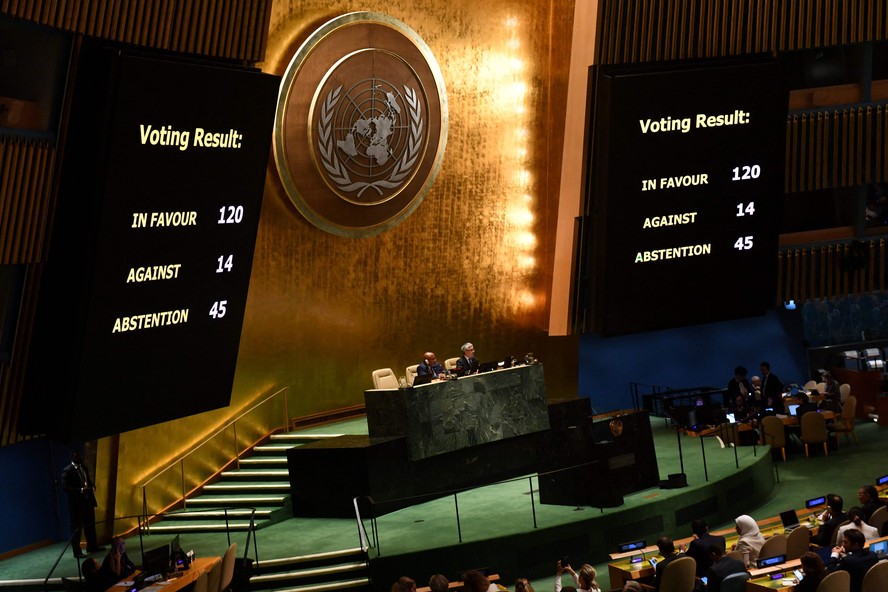 Assembleia Geral da ONU aprova resolução por cessar-fogo para ajuda humanitária em Gaza