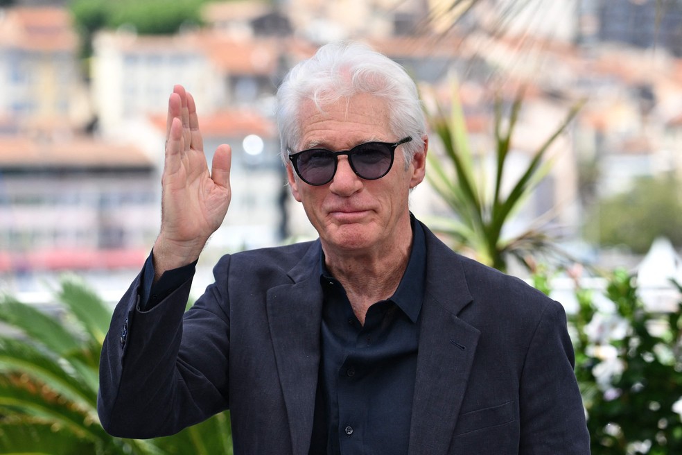 Richard Gere apresenta "Oh, Canadá" no Festival de Cannes — Foto: CHRISTOPHE SIMON / AFP