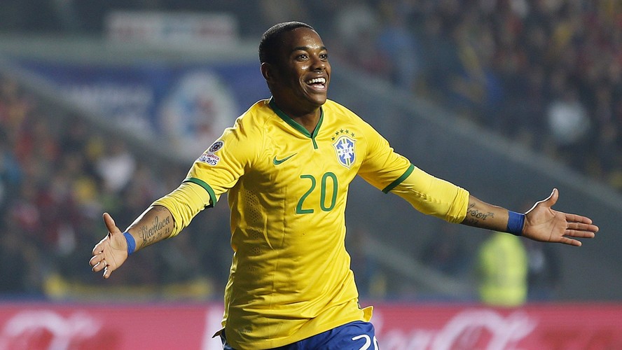 Robinho foi condenado a nove anos de prisão na Itália