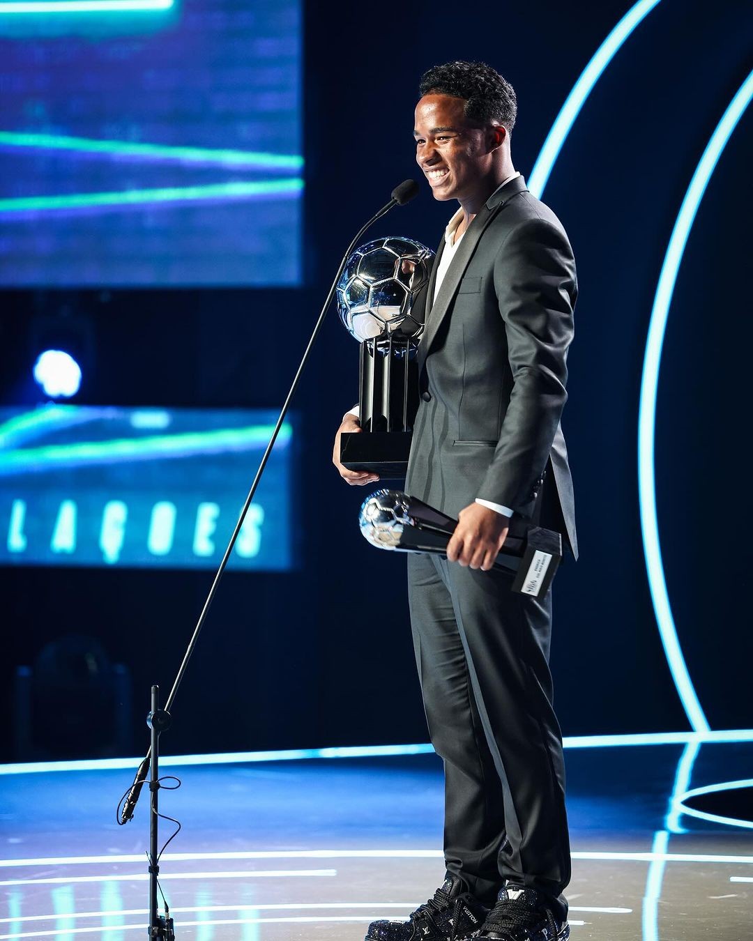 Endrick na premiação do Bola de Prata, da ESPN — Foto: Reprodução