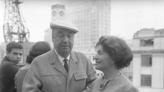 Neruda em setembro de 1962. Análise identificou bactéria que matou Nobel chileno dias após golpe militar — Foto: Arquivo 